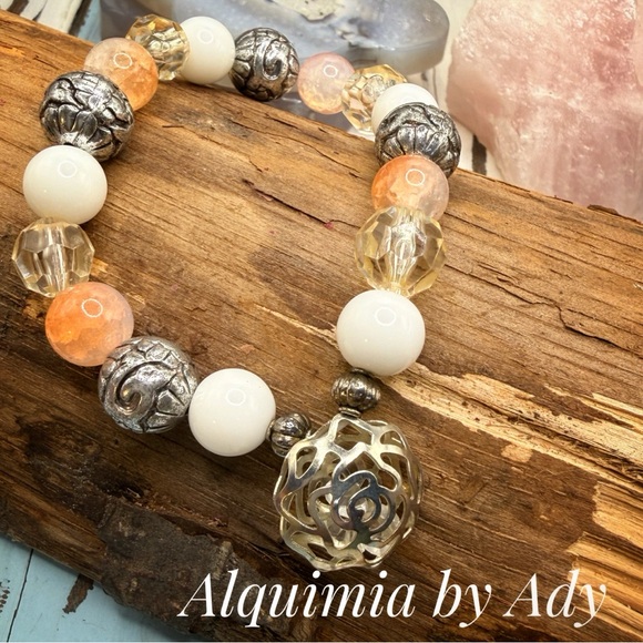Alquimia Jewelry - White Jade & Peach Quartz Bracelet • Gentle Alquimia